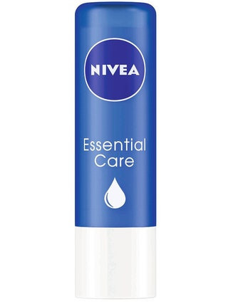 Nivea бальзам для губ quotБазовый уходquot c увлажняющим комплексом и маслом дерева ши 149 рублей.