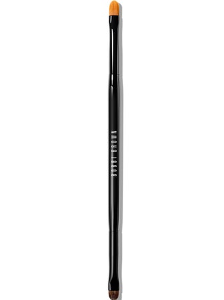 Двусторонняя кисть для нанесения подводки DualEnded Eye LinerSmokey Eye Liner Brush Bobbi Brown.