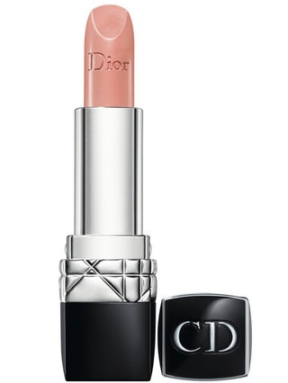 Dior помада для губ Rouge Dior в оттенке Souffle Nude 2350 руб.