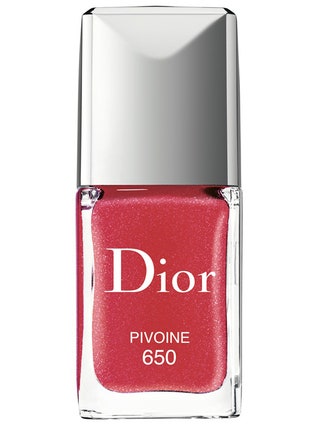 Dior лак для ногтей Dior Vernis в оттенке Pivoine 1750 руб.