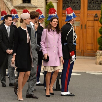 Князь Альбер II и княгиня Шарлин с детьми на праздновании Дня Монако