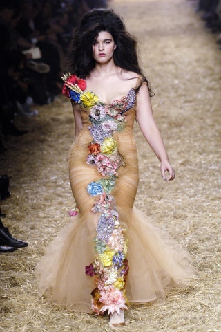 Кристал Ренн на показе Jean Paul Gaultier 2005