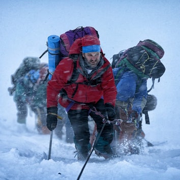 Взяли высоту: актеры фильма «Эверест» на экране и в жизни