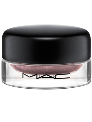 Кремообразная краска для век M∙A∙Cnificent Me от M.A.C оттенок Frozen Violet 1100 руб.
