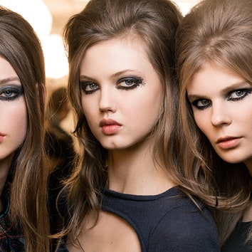 Как повторить макияж в стиле Брижит Бардо с показа Chanel Métiers d’Art Paris in Rome
