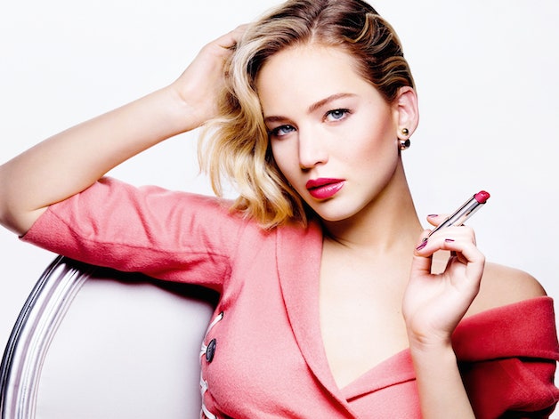 Shine, don’t be shy!: Дженнифер Лоуренс представила линию помад Dior Addict