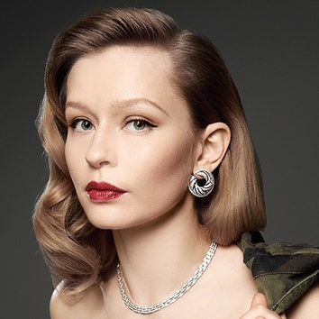 Попала в историю: «Актриса года» 2015 по версии Glamour &- Юлия Пересильд