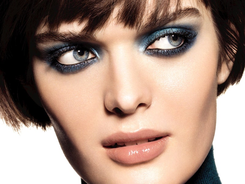 Синяя пыль коллекция макияжа Blue Rhythm от Chanel