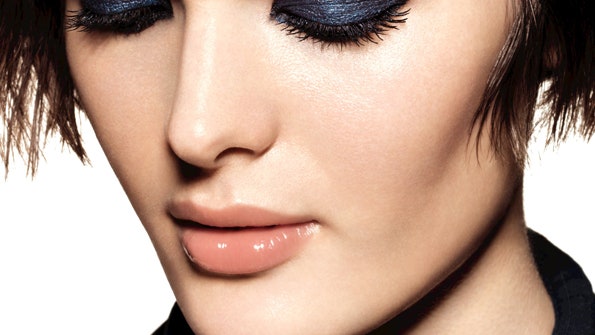 Синяя пыль коллекция макияжа Blue Rhythm от Chanel