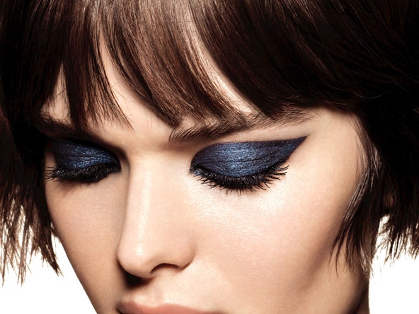 Синяя пыль: коллекция макияжа Blue Rhythm от Chanel