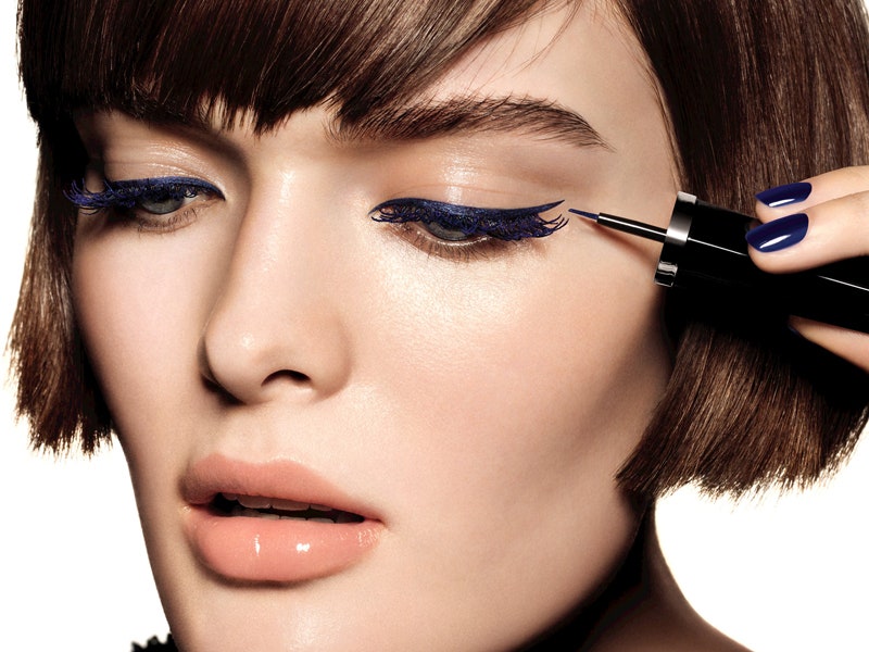Синяя пыль коллекция макияжа Blue Rhythm от Chanel