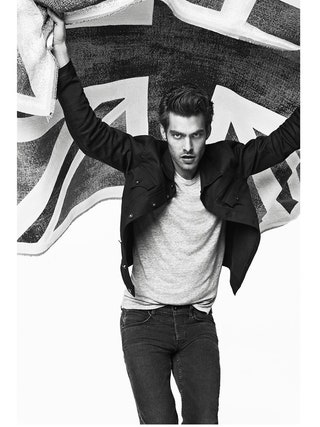 Джон Кортахарена для Hudson Jeans.
