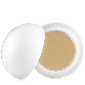 Вперед в будущее: лимитированная коллекция макияжа Courreges Х Estee Lauder