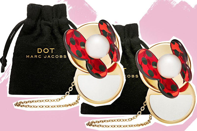 Marc Jacobs духи в стике Dot цена по запросу.