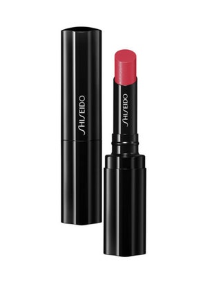 Губная помада Veiled Rouge Shiseido.