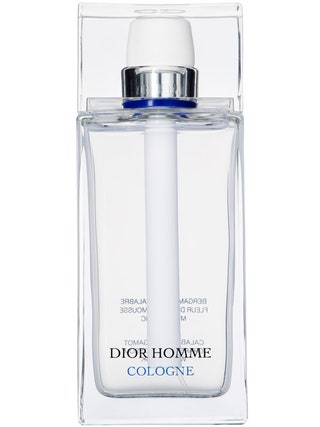 Dior  одеколон Homme Cologne 125 мл 4690 руб. Мужественные бергамот и грейпфрут  лето с запахом бойфренда.