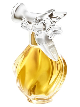 Nina Ricci  EDT LAir du Temps 50 мл 2300 руб. Стать парижанкой  и пахнуть ирисами и гардениями.