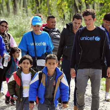 Орландо Блум посетил лагерь беженцев в Македонии