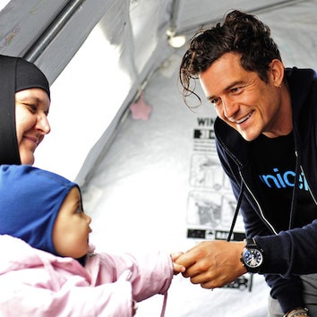 Орландо Блум посетил лагерь беженцев в Македонии