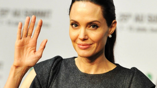 Твори добро Анджелина Джоли на саммите Африканского союза в Йоханнесбурге