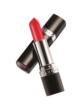 Губная помада Avon Ультра. Эта помада переживет не только целый рабочий день но еще и романтический ужин  стойкость 247....