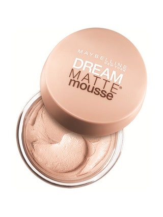 Тональный мусс для лица Dream Matte Mousse Maybelline. В этой маленькой баночке хранится целое сокровище тональный крем...