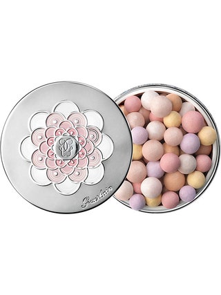 Пудра Mtorites Guerlain. Даже если вы открещиваетесь от покупки метеоритов рано или поздно они окажутся у вас на...