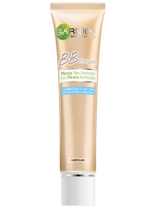 Тональное средство BBcream Garnier.