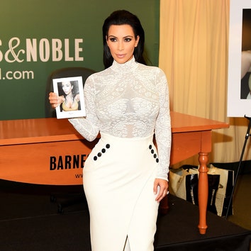 Selfish: Ким Кардашьян провела автограф-сессию на презентации книги селфи