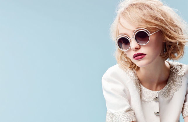 ЛилиРоуз Депп в рекламе Chanel дочь Джонни Деппа и Ванессы Паради представила линию очков | Glamour