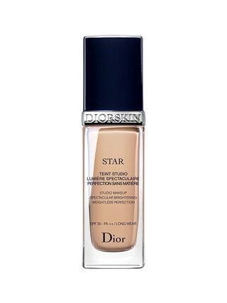 Тональное средство Diorskin Star Dior.