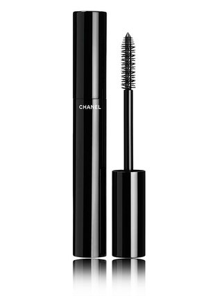 Тушь для ресниц Volume Chanel.
