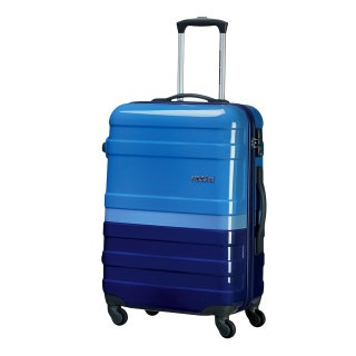 Чемодан из пластика и металла 9900 руб. American Tourister.