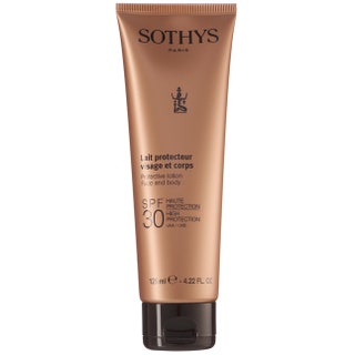 Молочко Lait Protecteur Visage et Corp SPF 30 2100 руб. Sothys