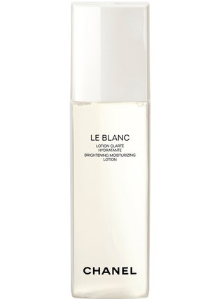 Увлажняющий лосьон для лица Le Blanc Chanel.
