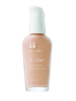 Тональная выравнивающая основа Nu Colour Advanced Liquid Finish SPF 15 Nu Skin.