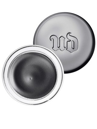 Водостойкая гелевая подводка SuperSaturated и кисть для ее нанесения от Urban Decay 1000 руб.