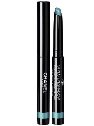 Карандаштени для век Stylo Eyeshadow Azulejo Chanel.