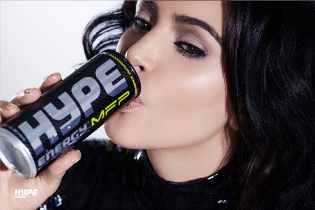 Hype Energy Ким Кардашьян в рекламной кампании энергетического напитка