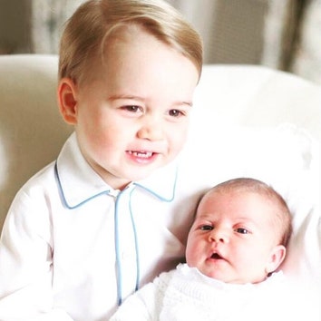 Первые совместные фото принца Джорджа и принцессы Шарлотты