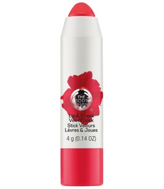 Стик для губ и скул Velvet Stick 40 Poppy Red 930 руб. The Body Shop