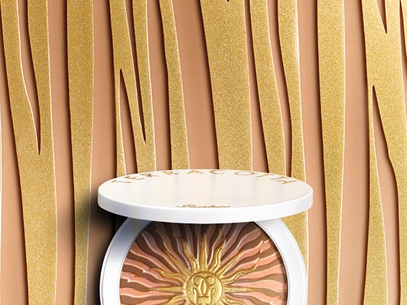 Все оттенки бронзы: новая пудра Terracotta Terre D’Ete от Guerlain