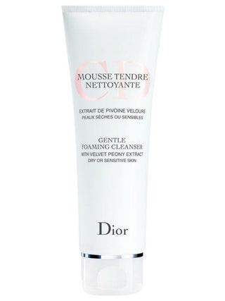 Очищающий мусс для лица для сухой и чувствительной кожи Mousse Tendre Nettoyante Dior.
