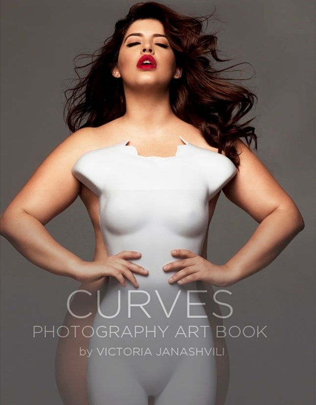 Полюбить себя модели plussize в фотопроекте Curves
