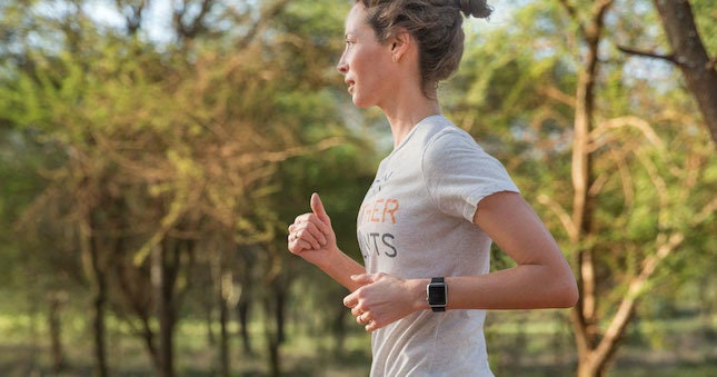 К марафону готова Кристи Тарлингтон тестирует Apple Watch