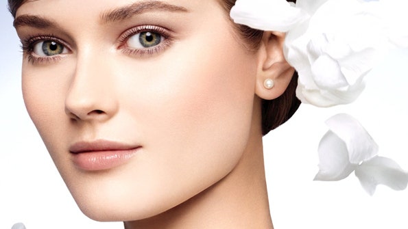 Chanel Le Blanc лимитированная коллекция макияжа с оттенками розы и сиянием жемчуга | Allure