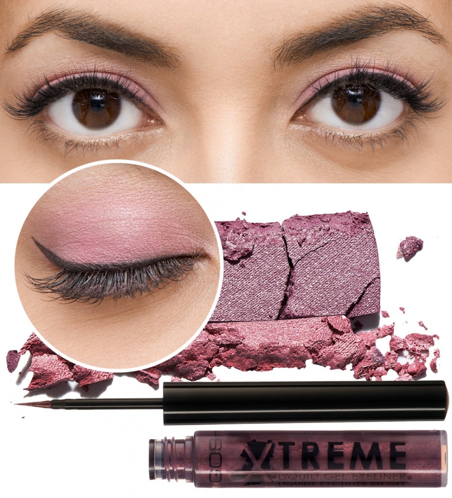 Подводка Extreme Plum 800 руб. и тени Eyelight Trio 002 775 руб.  все от Gosh.