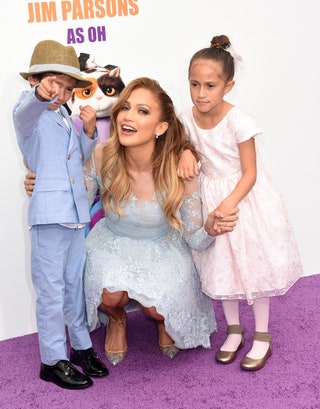 Дженнифер Лопес с детьми близнецами Максом и Эммой