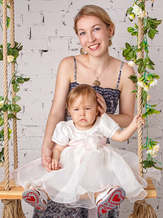 Как начать новый бизнес после рождения ребенка интервью со Стеллой Аминовой и другими | Glamour