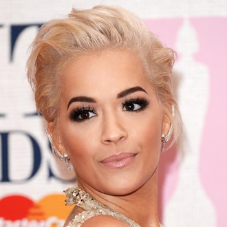 Образ дня: Рита Ора на церемонии вручения наград BRIT Awards 2015